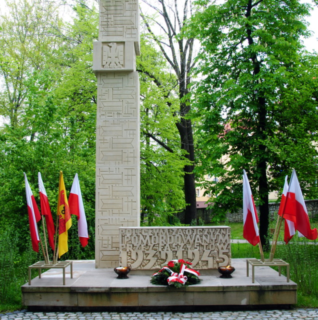 pomnik ofiar wojny park