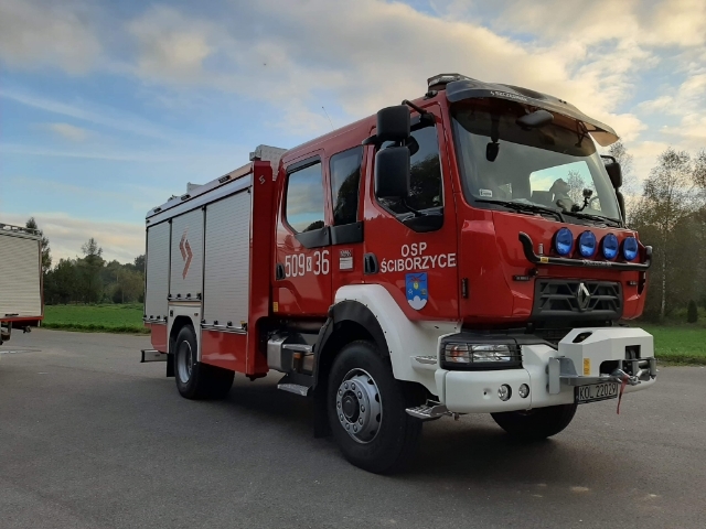 Nowy wóz dla OSP w Ściborzycach - Przegląd Olkuski