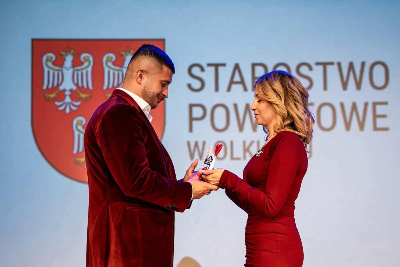 original-20425E0F-8D71-4F43-BCF2-E5AAD560A99C