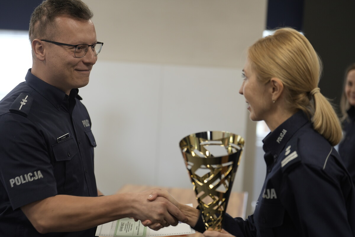 Policjant z Olkusza najlepszy w wojewódzkich eliminacjach konkursu dla rzeczników dyscyplinarnych