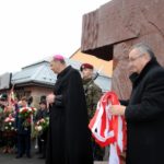 Odsłonięcie pomnika poświęconego ofiarom komunizmu - 8.12.2015_53