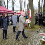 Odsłonięcie tablicy upamiętniającej Mieczysława Karwińskiego - 11.04.2017_30