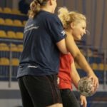 Olkuskie szczypiornistki trenują przed meczem z AZS-AWF Wrocław