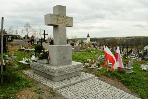W Imbramowicach poświęcono pomnik pamięci Romów - 24.04.2022